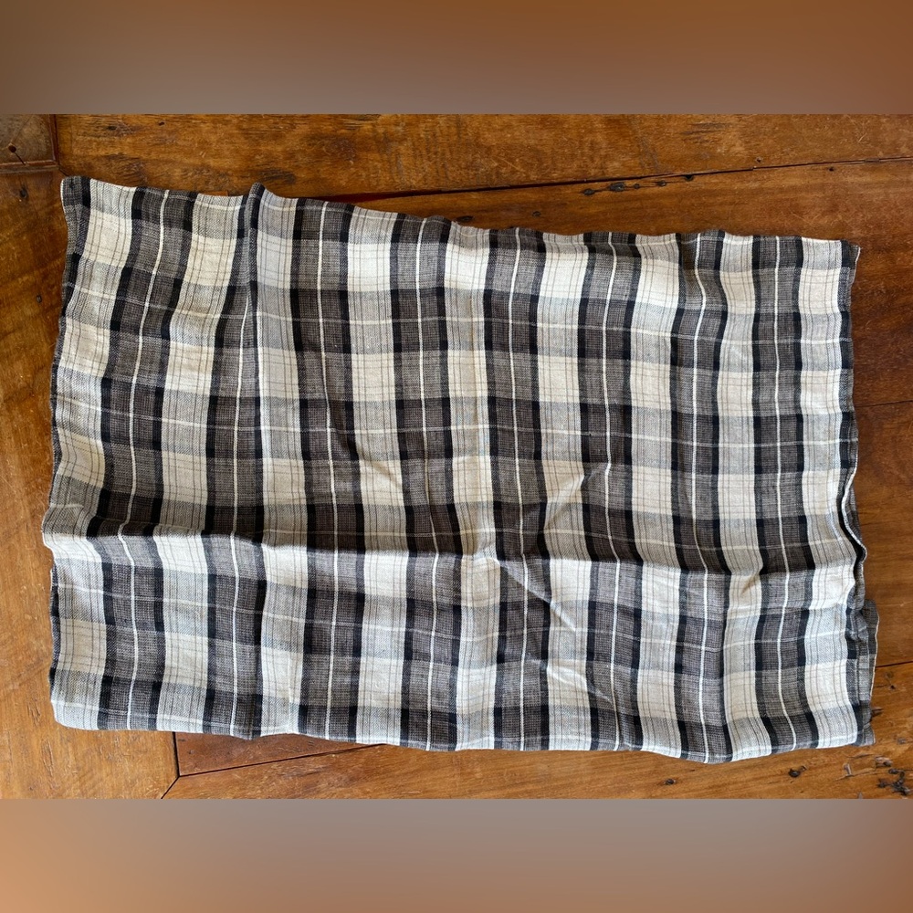 Calvin Klein home linen pillowcase queen black tan plaid check pillow sham